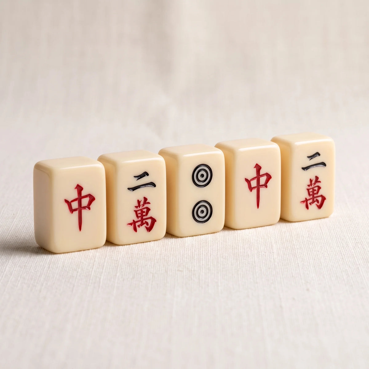 Ivory Voyage Mini Mahjong Set