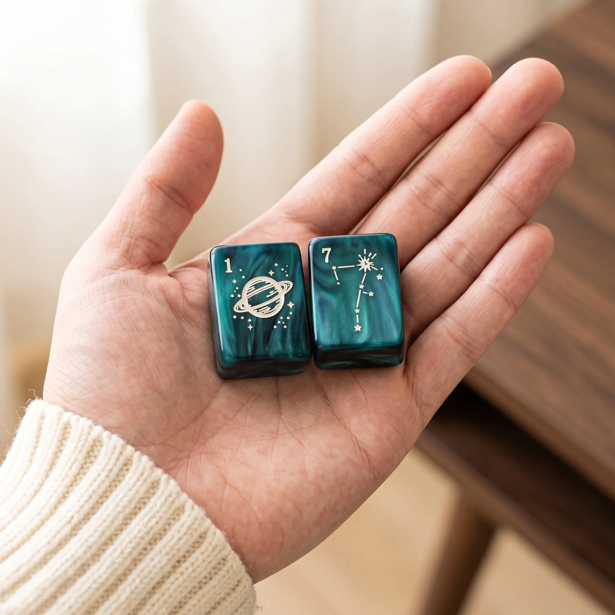Emerald Aurora Mahjong Set